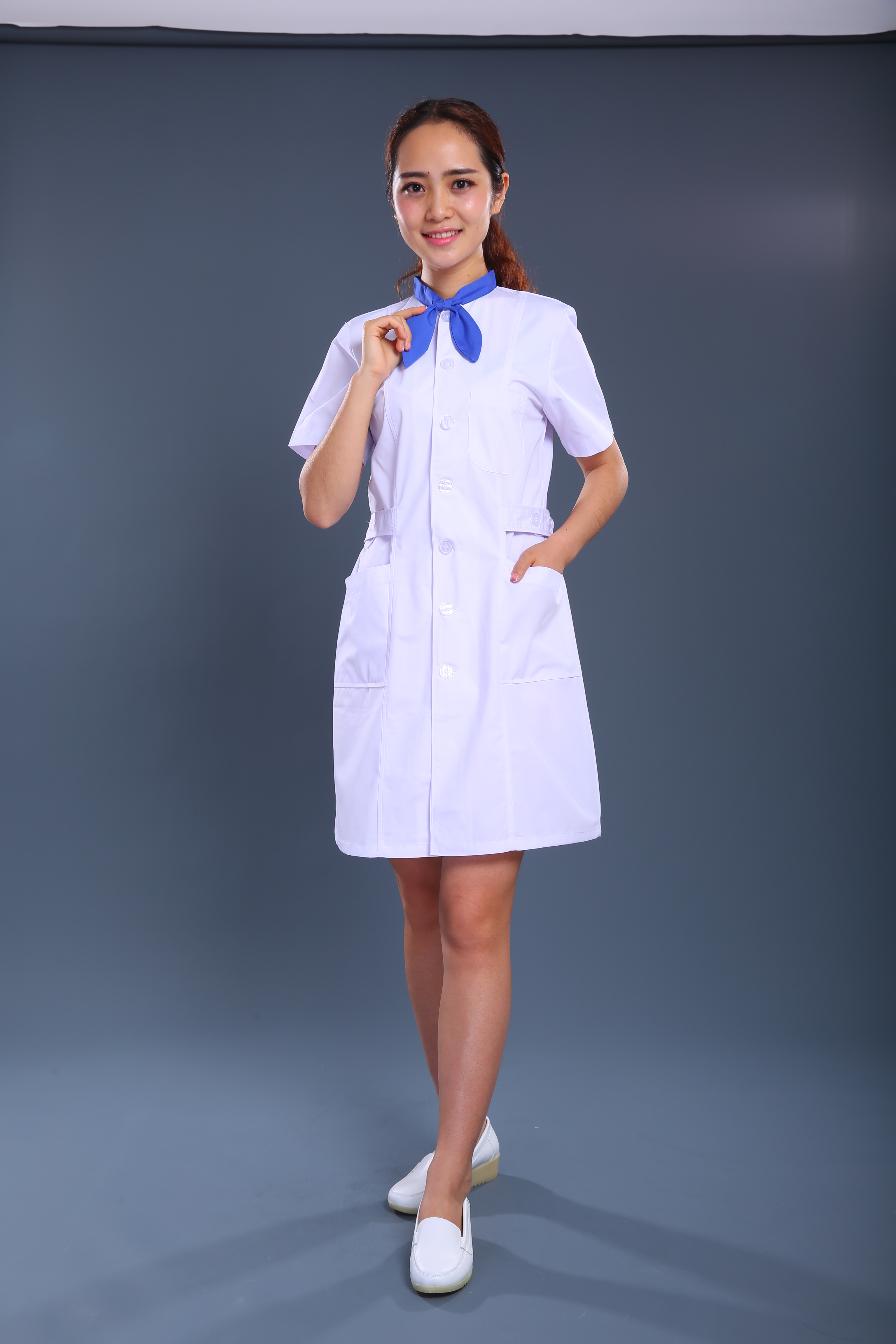 藍白款護士制服